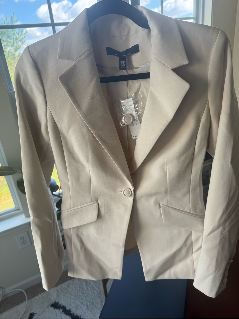 White House Black Market Light Cream Single-Button Tailored Blazer